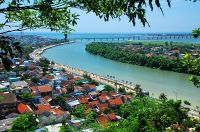 Bé máy bay đi Phú Yên